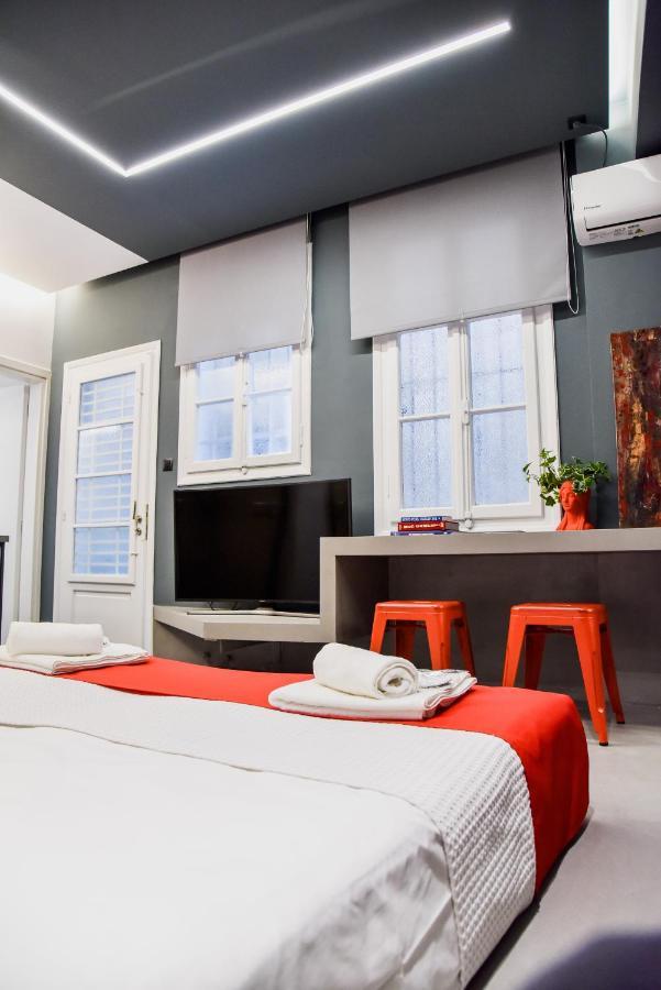 Central44 Yolo Casual Suite เอเธนส์ ภายนอก รูปภาพ