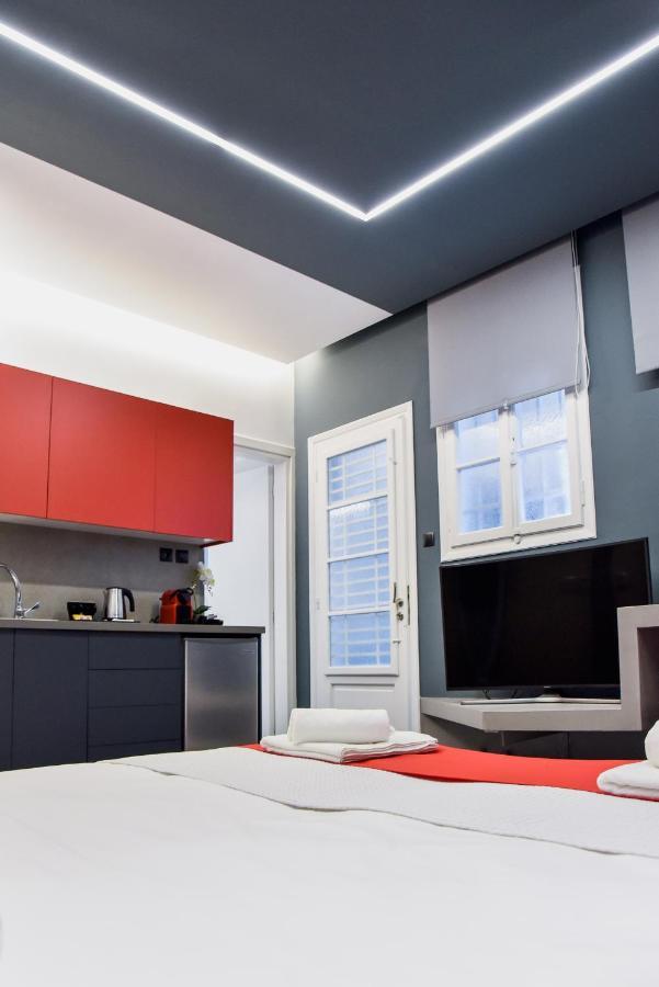 Central44 Yolo Casual Suite เอเธนส์ ภายนอก รูปภาพ