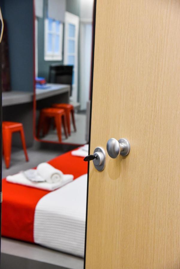 Central44 Yolo Casual Suite เอเธนส์ ภายนอก รูปภาพ