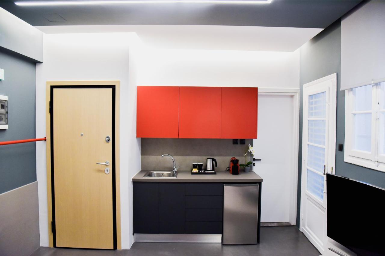 Central44 Yolo Casual Suite เอเธนส์ ภายนอก รูปภาพ