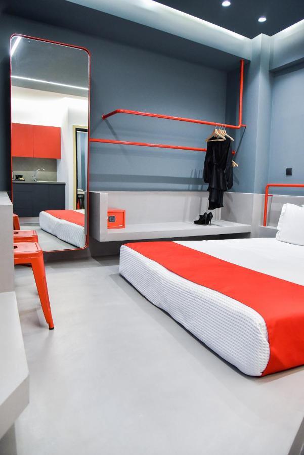 Central44 Yolo Casual Suite เอเธนส์ ภายนอก รูปภาพ
